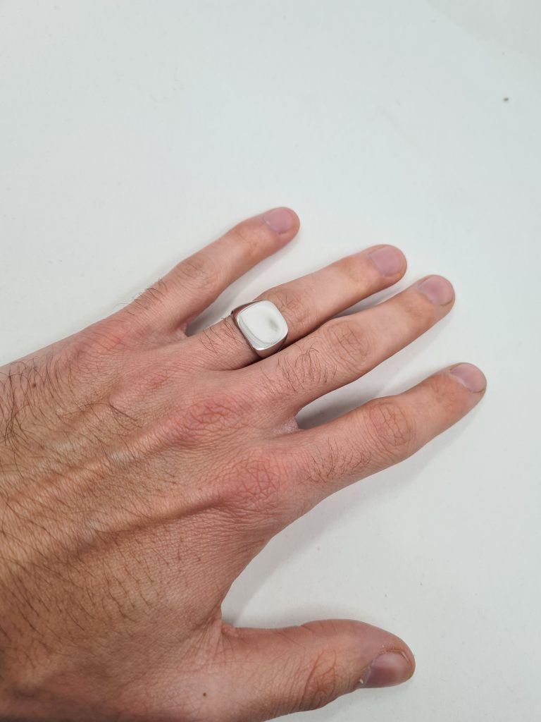 טבעת זהב לבן לגבר (2)