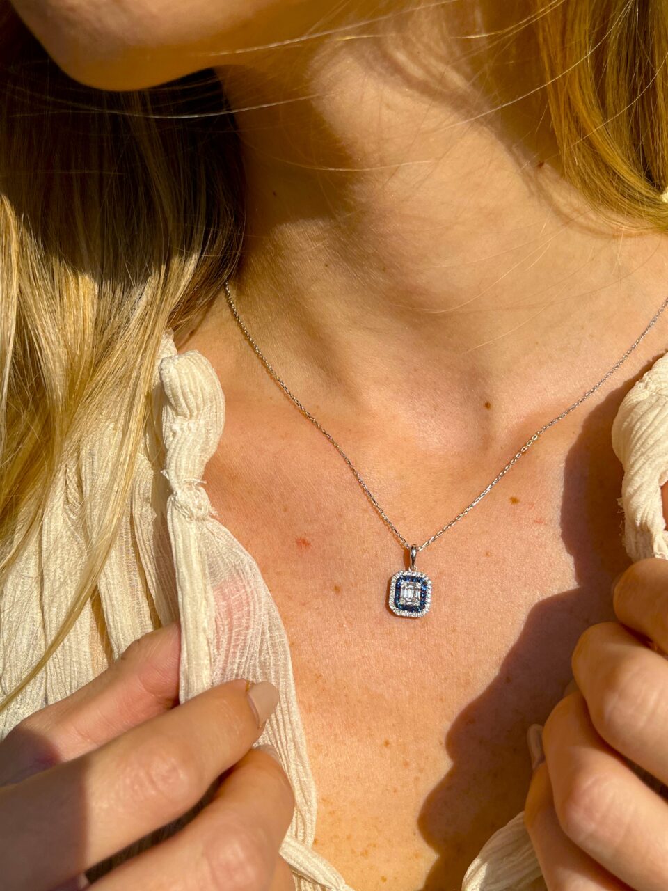 שרשרת יהלומים וספירים. תכשיטי בר-דור