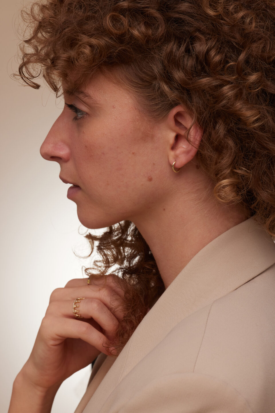 'יפסי מזהב עובי 2 ממ. קוטר 10.5 ממ. מבט אחורי