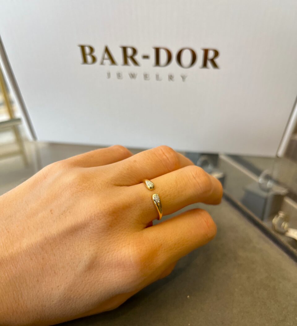 טבעת יהלומים פתוחה - הודיה