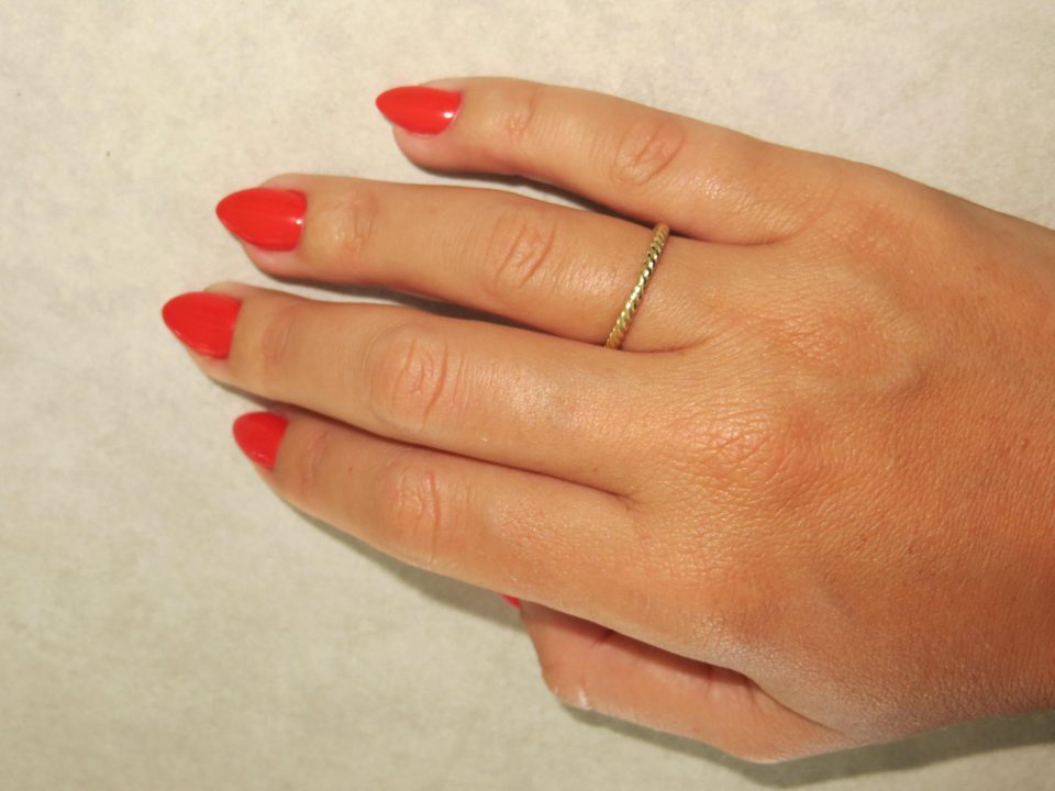 טבעת נישואין מיוחדת צמה מזהב 14 קראט