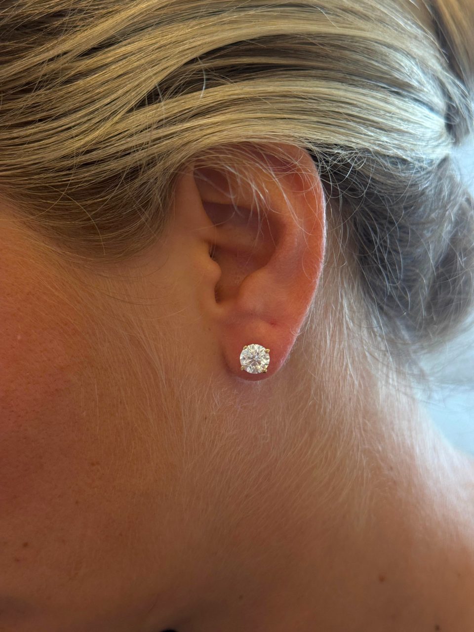 עגילי סוליטר יהלום מעבדה 3.07 קראט