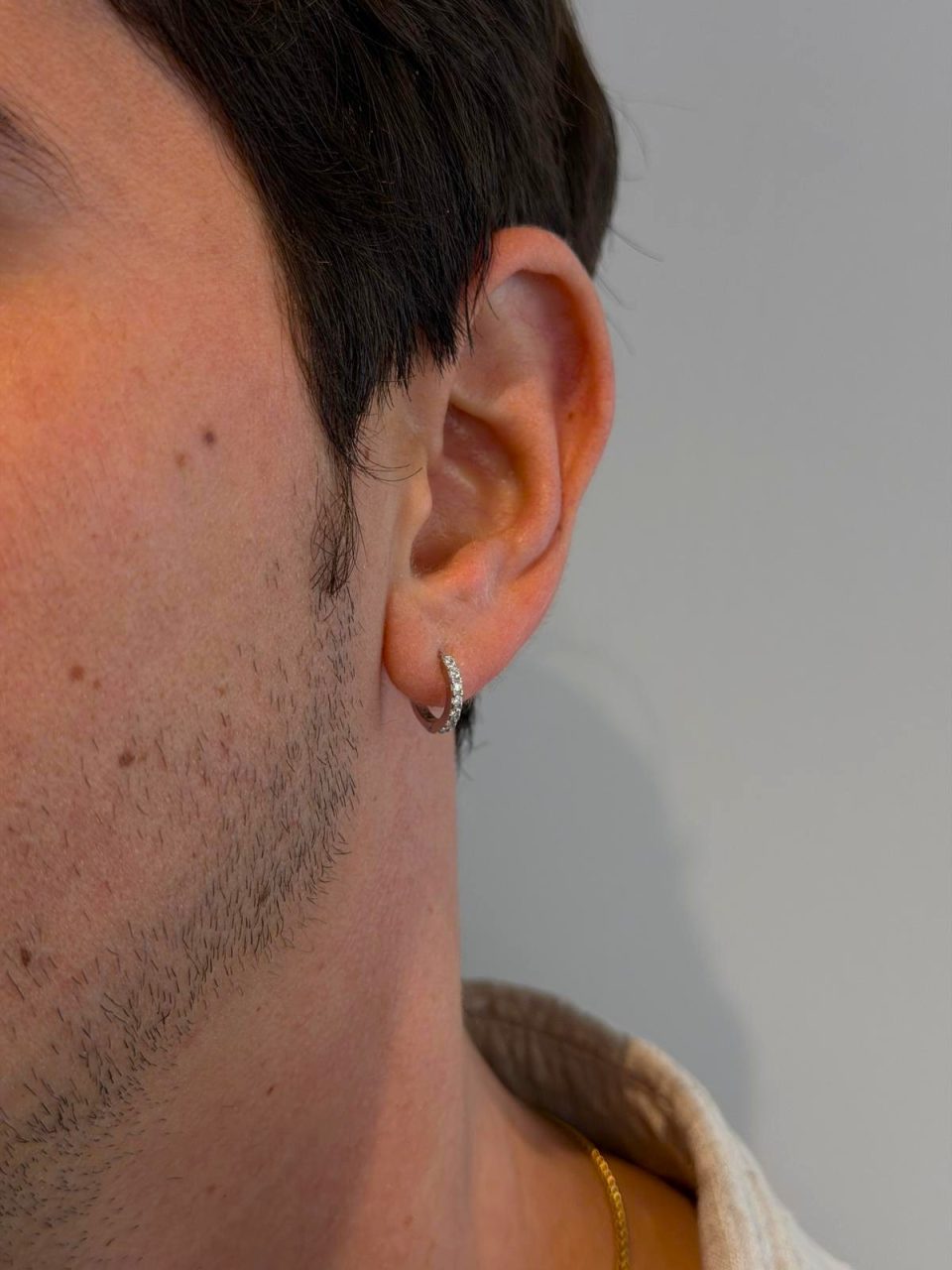 עגיל בודד לגבר מזהב 14 קראט משובץ זרקונים ג'יפסי 12.3 מ"מ - תכשיטי בר-דור