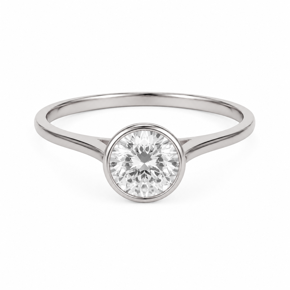 Lab Grown Diamond ring 18K white gold, set with 1 ct round diamond. bezel setting